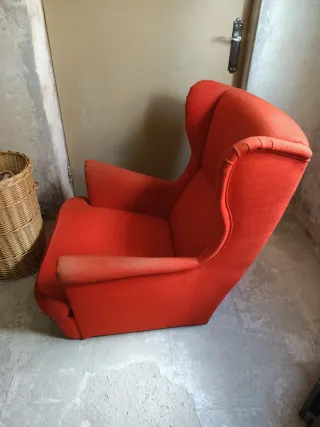 Sillón individual rojo de tela ESCUCHO OFERTAS