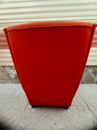 ¡REBAJAS! Sillón individual rojo de tela
