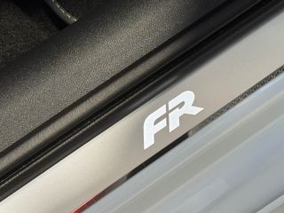 SEAT Nuevo León FR XL Vision 2.0 TDI 110kW DSG-7