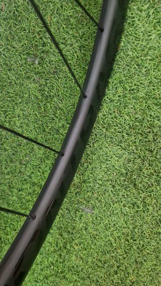 Juego de ruedas de carretera Bontrager Aeolus 35