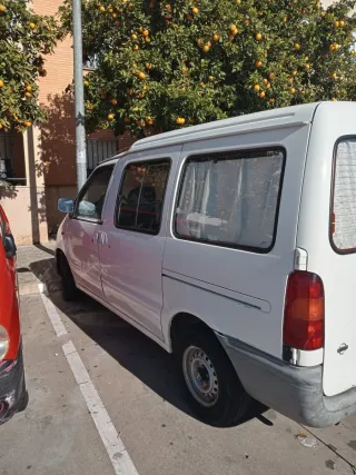 Nissan Vanette 2002