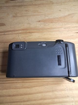 Cámara Minolta Riva Zoom 140