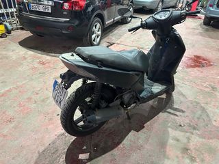 Kymco Agility 125 Averiada