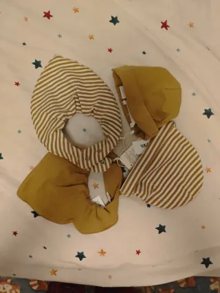 Gorros y baberos bebé a rayas