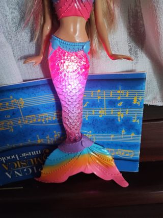 Barbie Sirena Luminosa