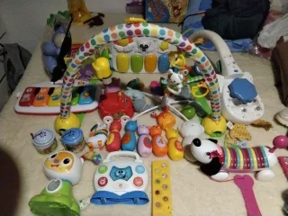 Lote de juguetes infantiles