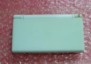 NINTENDO DS LITE