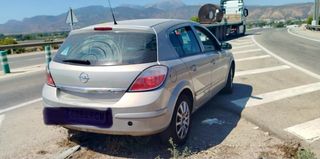 Opel Astra 2005