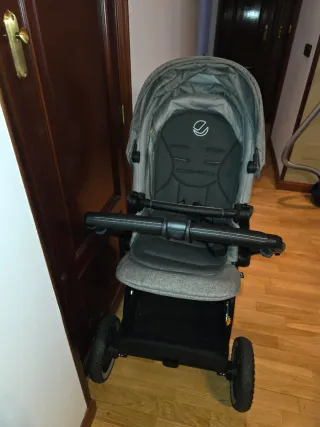 Trío Jané Crosslight + Capazo + Silla Koos