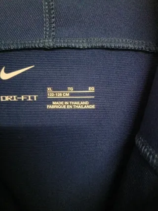 Chándal niño Barcelona Talla XL 122-128cm