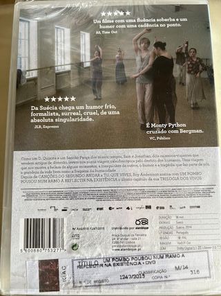 DVD Um Pombo Pousou Num Ramo a Reflectir na Existê