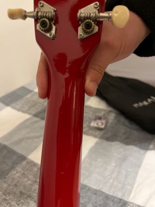 Ukelele Makala Rojo