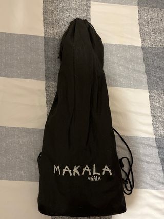 Ukelele Makala Rojo
