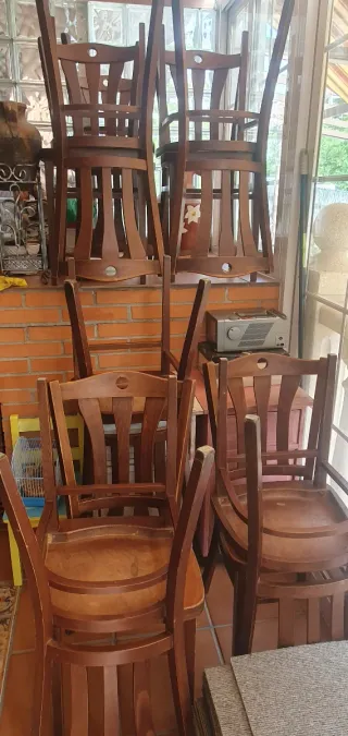 Sillas de madera
