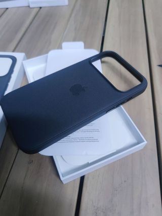 Funda de trenzado técnico con MagSafe para el iPhone 17 Pro Max - Negro