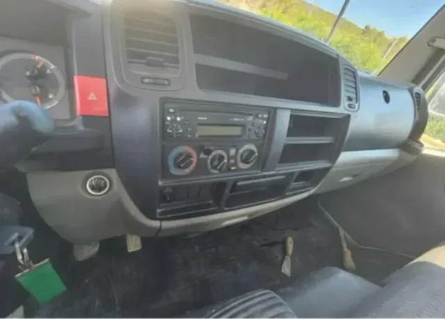 Nissan NT35 Cabstar 2007