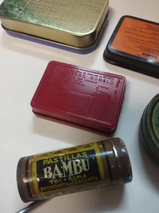 Colección 10 cajitas antiguas regaliz y pastillas
