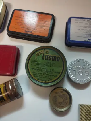 Colección 10 cajitas antiguas regaliz y pastillas