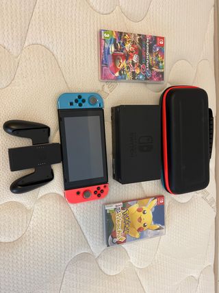 Nintendo Switch Azul/Rojo + Juegos y Accesorios