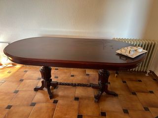 Mesa de comedor vintage de madera