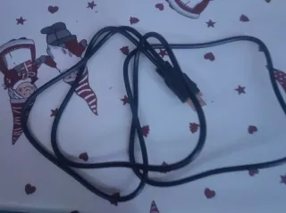 Cable HDMI y USB