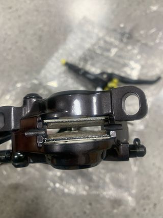 Freno Shimano XT trasero sin estrenar.