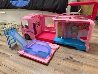 Barbie Caravana Familiar