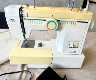 Máquina de coser Sigma 381