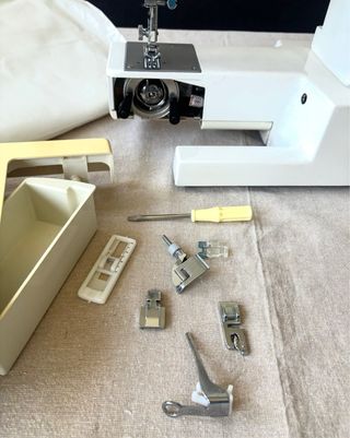 Máquina de coser Sigma 381