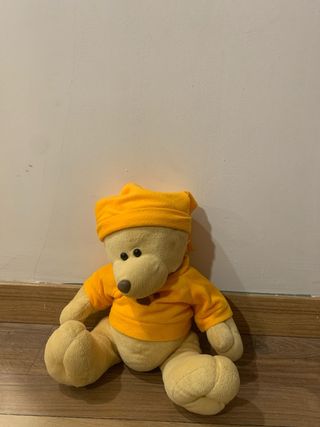 Oso de peluche amarillo