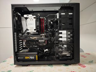 PC Intel i7 16GB DDR4 Corsair Negro. REBAJADO