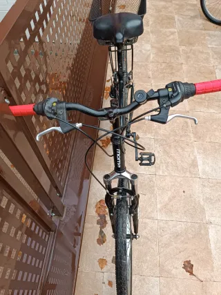 Bicicleta Moma Hybrid Negra