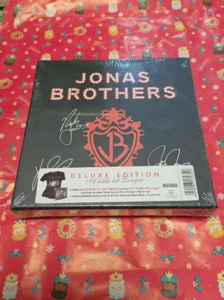 Jonas Brothers Deluxe Edition A Little Bit Longer