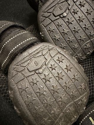 Botas para perro impermeable y transpirables.