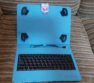 Funda Tablet con Teclado