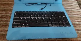 Funda Tablet con Teclado