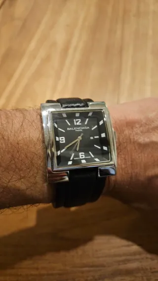 Reloj Balenciaga Paris Cuadrado Negro Plata