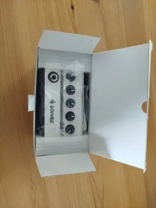 Mini Amplificador Donner DA-10 5W Guitarra