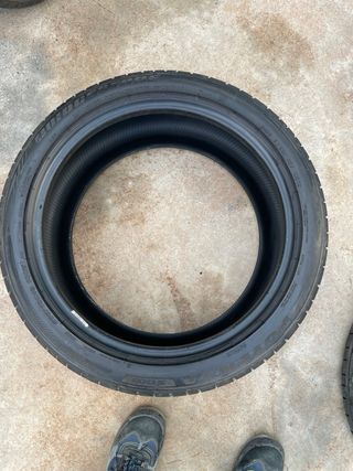 Bridgestone Potenza 255/40R19