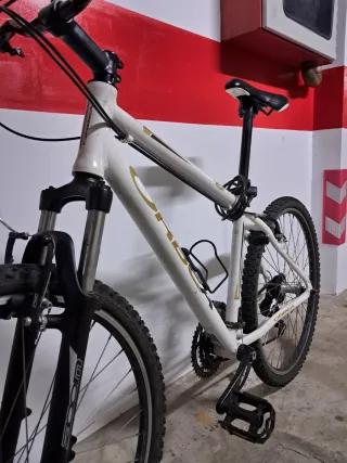 Bicicleta Orbea MTB Blanca