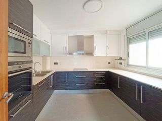 Piso en alquiler en Eixample en Tarragona