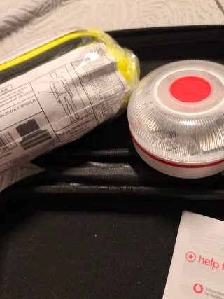 Estuche Baliza y Chaleco Reflectante