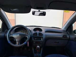Peugeot 206 2004
