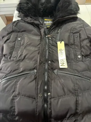 Parka Geographical Norway sin usar