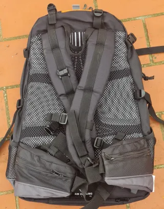 Mochila Quechua 30L Air Cooling System