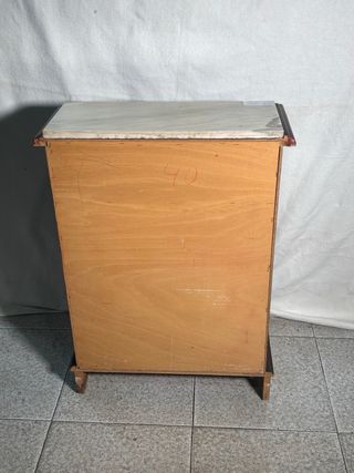 Mueble de entrada con mármol