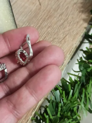 Pendientes ovalados con circonitas