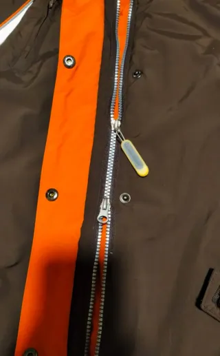 Chaqueta de nieve marrón y naranja Talla S