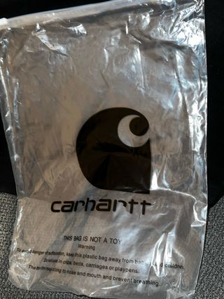 Jersey Carhartt Negro Nuevo