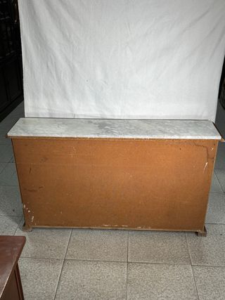 Mueble de entrada con mármol